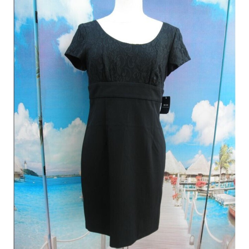 NEW by RUSS, SEXY LITTLE BLACK LACE FORM FITTING DRESS, SHORT LENGTH SIZE MEDIUM